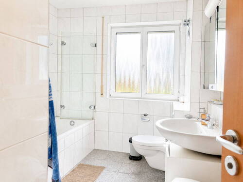 Badezimmer (Ansicht 1) - 