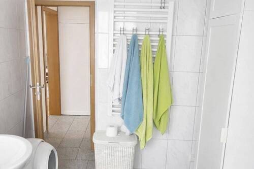 Badezimmer (Ansicht 2) - 