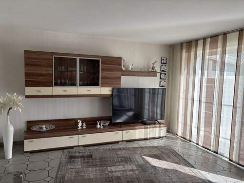 Wohnzimmer - 4 Zimmer Doppelhaushälfte in Duisburg