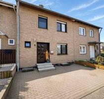 Ankommen und wohlfühlen - familienfreundliches Reihenhaus mit Garten und Garage in GV-Barrenstein - Grevenbroich