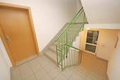 Treppenhaus - 2 Zimmer Etagenwohnung in Dessau-Roßlau