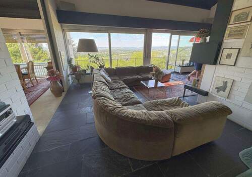 Wohnhalle - Mehrfamilienhaus, Wohnhaus mit 325,00 m&sup2; in Vallendar zum Kaufen