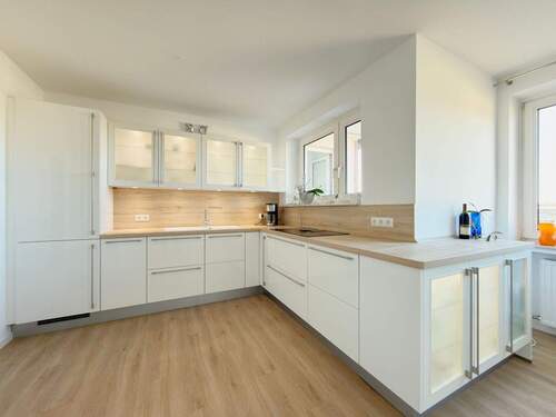 Küche / Esszimmer - 