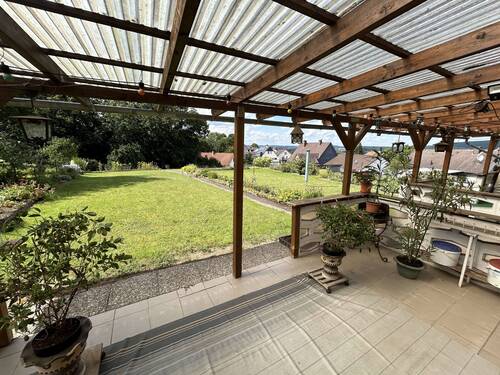 Terrasse II - Einfamilienhaus mit 287,00 m&sup2; in Diemelstadt zum Kaufen