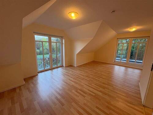 Schlafzimmer 1 (DG) - 