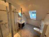 Bad im Dachgeschoss - 