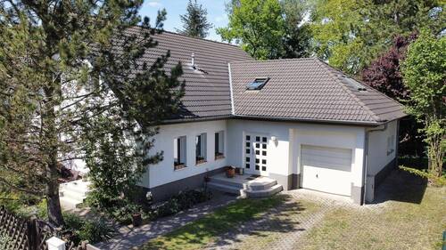 Bild 2 - 8 Zimmer Einfamilienhaus zum Kaufen in Potsdam