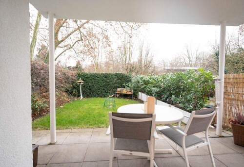 Freisitz EG rechts - 