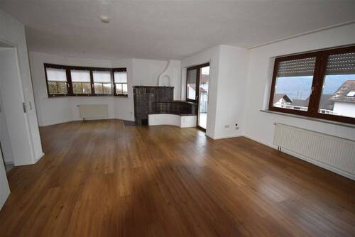 2-Wohnbereich - 6 Zimmer Mehrfamilienhaus, Wohnhaus zum Kaufen in Laufenburg (Baden)