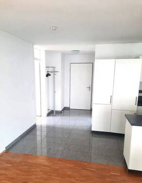 Eingangsbereich - Seniorengerechte barrierefreie 3-Zimmer-Wohnung mit Aufzug und Balkon in Iffezheim