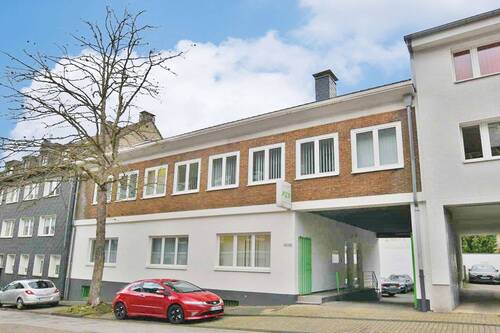 Vorderansicht - Bürogebäude im Essener Ostviertel in der Nähe des Rathauses
