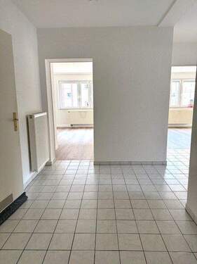 Eingangsbereich.jpg - Etagenwohnung mit 73,00 m² in Nürnberg zur Miete