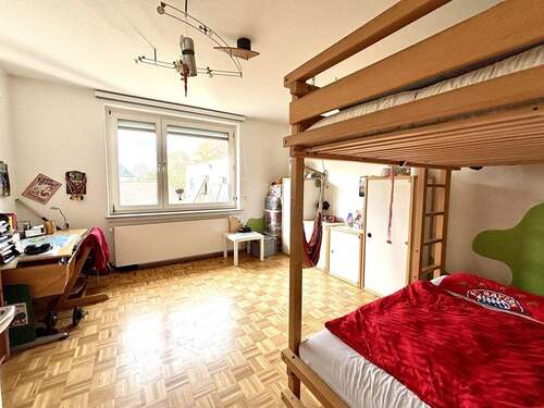 Schlafzimmer im Erdgeschoss - 