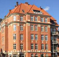 Wohnung mit viel Altbauflair und drei Balkonen in Düsternbrook - Kiel Blücherplatz