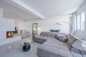 Kamin als stilvoller Mittelpunkt des Wohnbereichs - 3 Zimmer Etagenwohnung zum Kaufen in Stuttgart