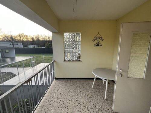 Überdachte Terrasse - 