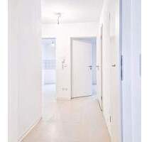 Modernisierte 2-Zi. EG-Wohnung mit Freisitz & TG-Stellplatz nahe Uniklinik - Würzburg Grombühl