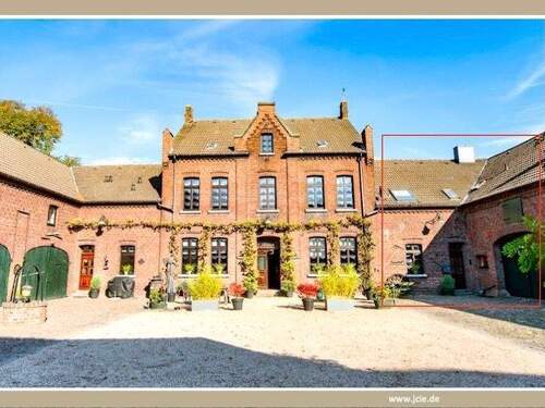 Bild 1 - Büroetage in historischem Vierkanthof vor den Toren Düsseldorfs