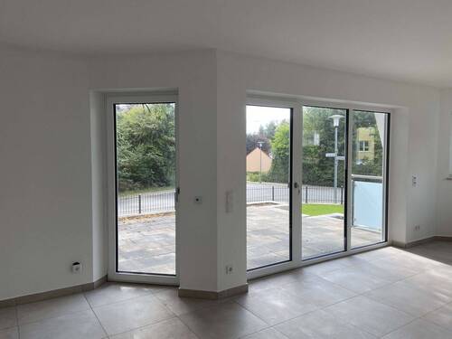 Wohnzimmer - 5 Zimmer Doppelhaushälfte zur Miete in Forchheim