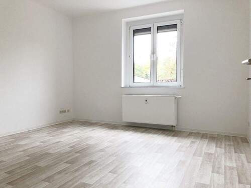 02 Wohnen.jpg - 3 Zimmer Etagenwohnung zur Miete in Riesa