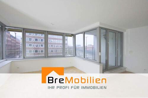 Foto Portal 1 - Gemütliche 2,5 Zimmer-Wohnung mit Loggia + Weserblick + Fahrstuhl. Wohnen an der Schlachte!