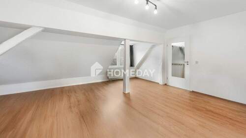 DG Wohnzimmer 2 - 5 Zimmer Mehrfamilienhaus, Wohnhaus in Burg