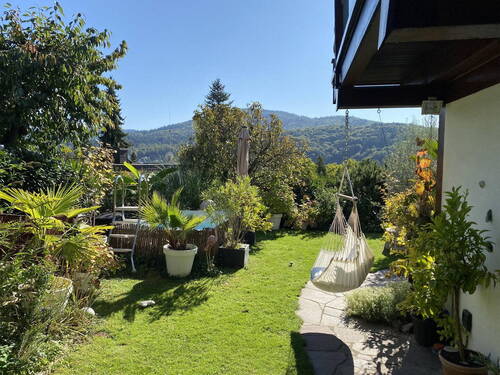 Gartenterrasse mit Ausblick - Einfamilienhaus mit 232,00 m&sup2; in Baden-Baden zum Kaufen