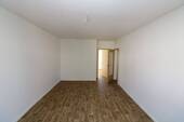 Beispiel Wohnzimmer - 3 Zimmer Etagenwohnung in Freiberg
