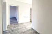 Flur, Zimmer 01 und Zimmer 02 - 3 Zimmer Etagenwohnung in Wrestedt