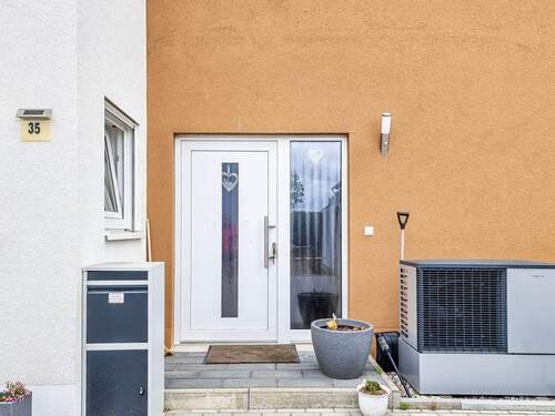 Hauseingang - 6 Zimmer Einfamilienhaus in Leipzig