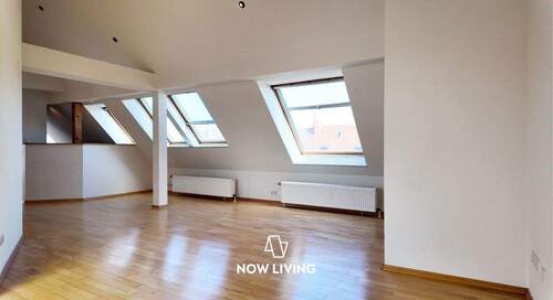 Wohnbereich - 4 Zimmer Etagenwohnung zum Kaufen in Hannover