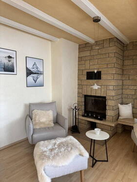 Kaminzimmer EG - 9 Zimmer Mehrfamilienhaus, Wohnhaus zum Kaufen in Eußerthal