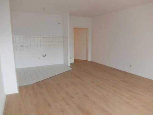 04 Küche offen.jpg - Etagenwohnung mit 49,50 m² in Riesa zur Miete