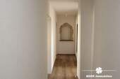 Flur - Etagenwohnung mit 109,60 m² in Großostheim zur Miete