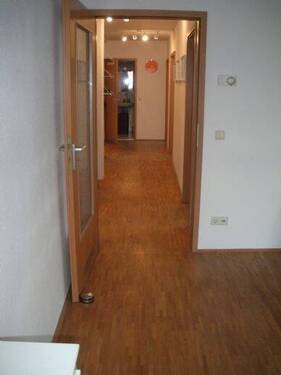 Flur - vom Wohnzimmer - 