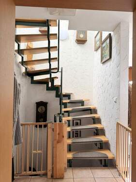 Treppenhaus / Bild 1 - 
