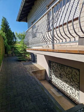 Zugang von Straße - 