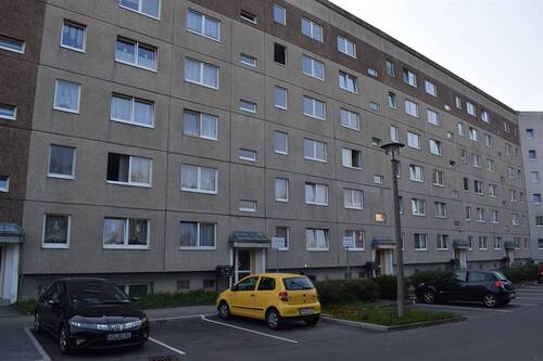 Ansicht 1 - 3-R-Wohnung mit Balkon - 345,00&nbsp;EUR Kaltmiete, ca.&nbsp; 68,90&nbsp;m&sup2;&nbsp;Wohnfl&auml;che