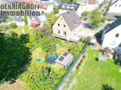 1 - Freistehendes Einfamilienhaus in zentraler Lage von Holzwickede