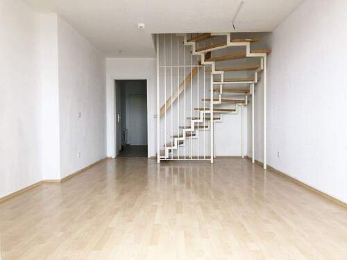 03 Wohnen 2.jpg - 3 Zimmer Etagenwohnung in Riesa