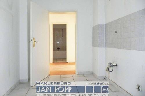 Küche-Diele-Bad - Etagenwohnung mit 62,00 m&sup2; in Greiz zur Miete