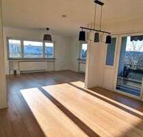Provisionsfrei: Sonnige 4-Zimmerwohnung mit zwei Balkonen und Garage - Kornwestheim
