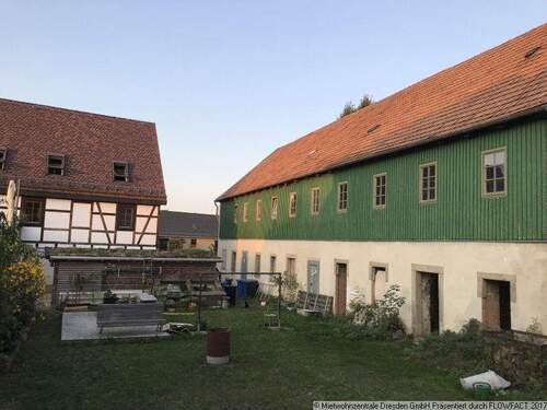 Rückseite - Denkmalschutz!! Ausbaufähiges Doppelha - 