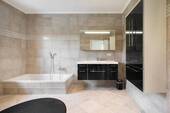 Masterbad mit Wanne - 