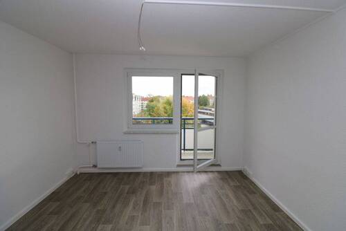 Titelbild - Viel Platz für Kind und Kegel...4-RW mit Wanne & Balkon!!!
