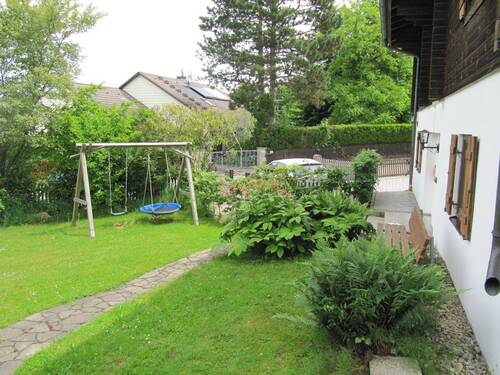 Garten vom Eingangsbereich aus.JPG - 