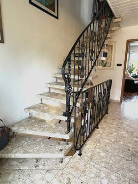 Treppe ins DG - 