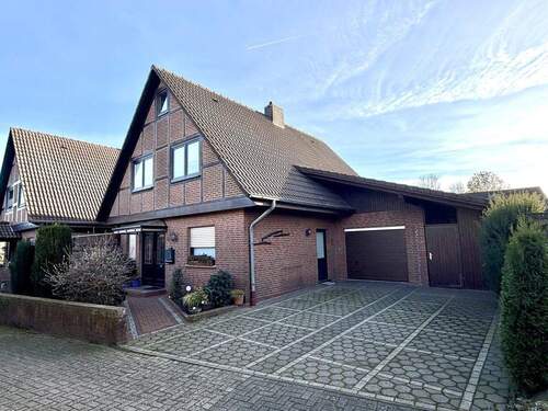Ansicht vorne - 4 Zimmer Mehrfamilienhaus, Wohnhaus zum Kaufen in Steinfeld (Oldenburg)