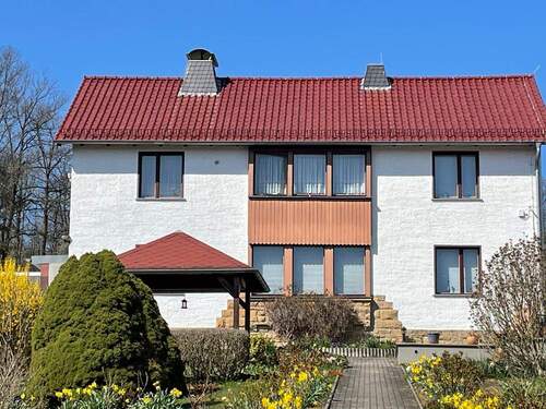 Bild 1 - Charmantes 1- bis 2-Familienhaus mit großem Potenzial in ruhiger Lage von Wetterzeube