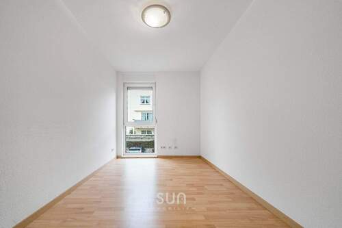 LICHTDURCHFLUTETES KINDERZIMMER - 